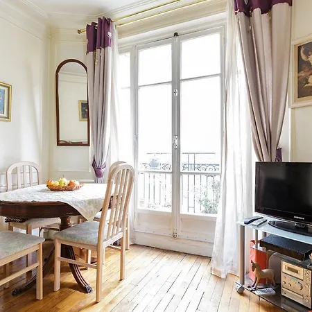 Apartment Picpus Paris